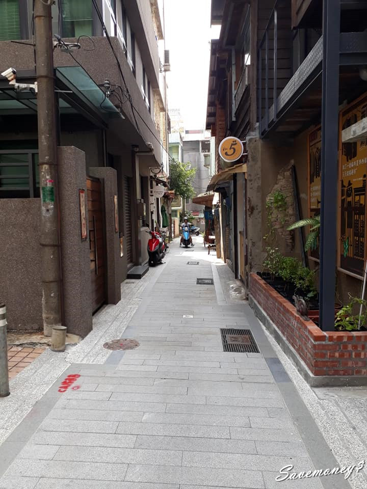 台南景點｜蝸牛巷,免費景點,穿梭在市區巷弄中,為生活找一片好風景
