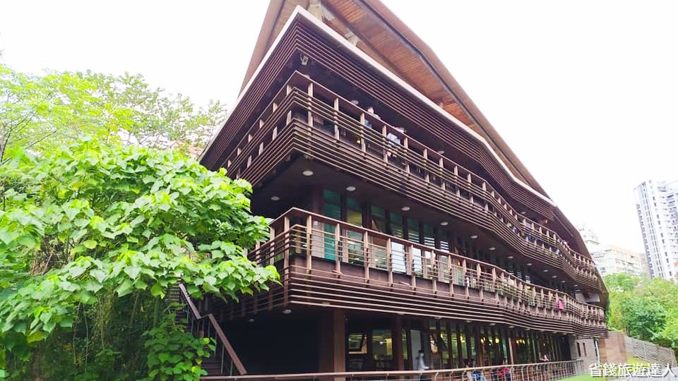 北投圖書館｜台北最美的圖書館,世界級綠建築