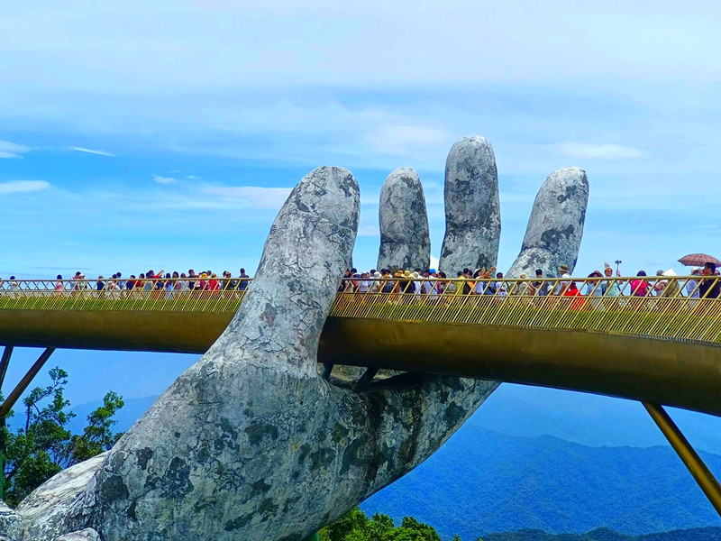 巴拿山佛手橋