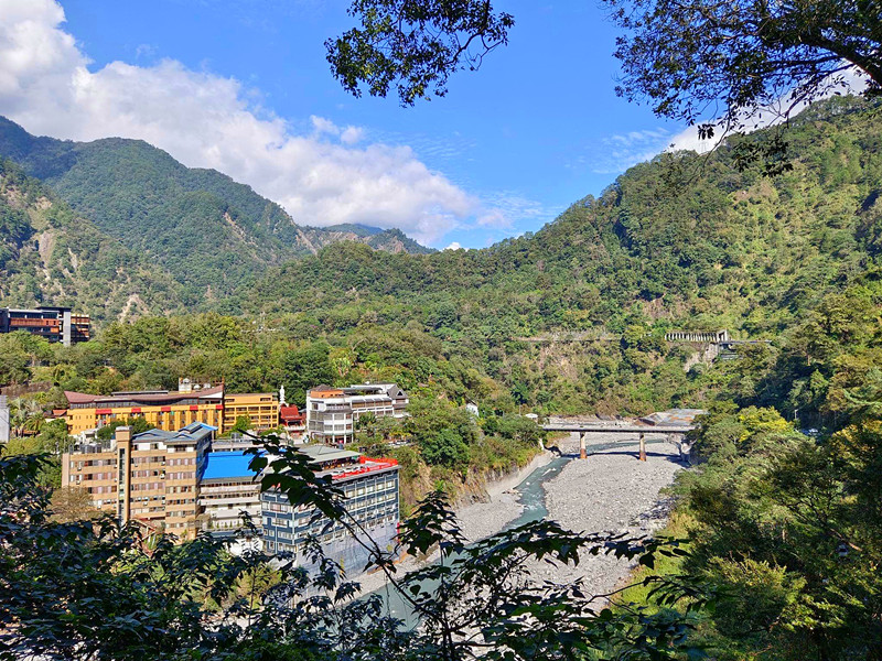 麗池山水溫泉會館