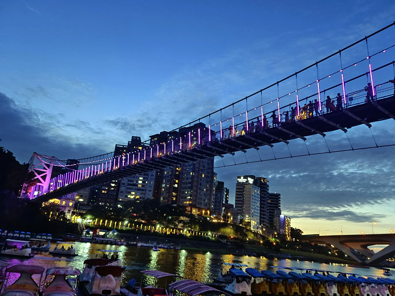 碧潭吊橋