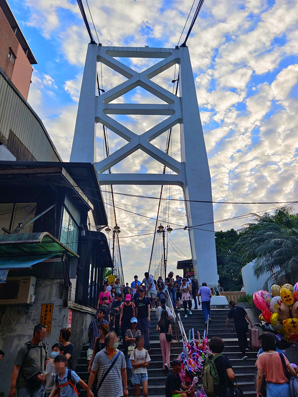 碧潭吊橋