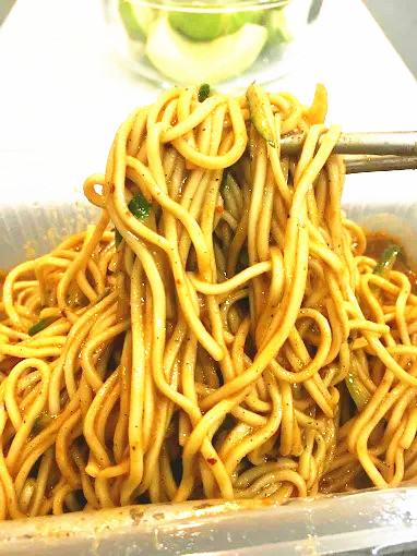 何家吉祥涼麵